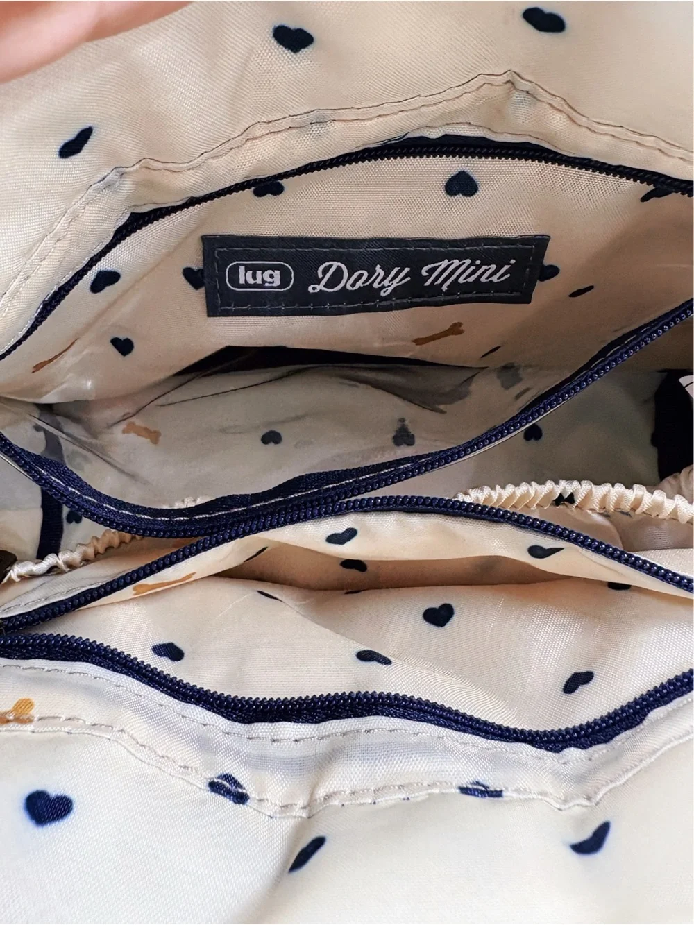 Lug Dory Mini Crossbody Bag Navy Paws Unisex Compact Travel Pouch Stylish NWOT
